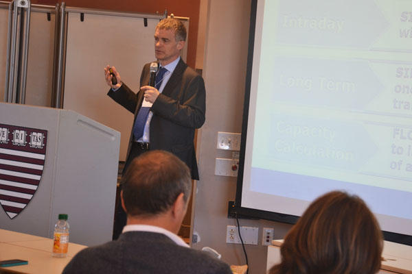 Alberto Pototschnig presents at the Harvard Kennedy School