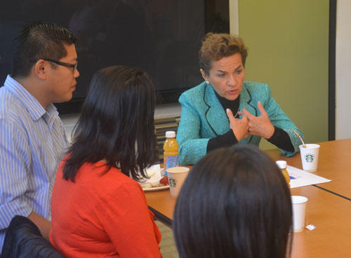 Christiana Figueres meets with students